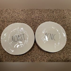 Rae Dunn melamine Roast and Picnic dinner plates